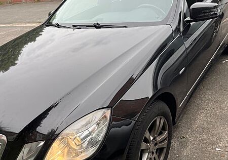 Mercedes-Benz E 250 CDI BlueEFFICIENCY ELEGANCE ELEGANCE