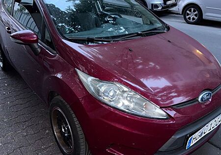 Ford Fiesta 1,4, AC, PDC hinten