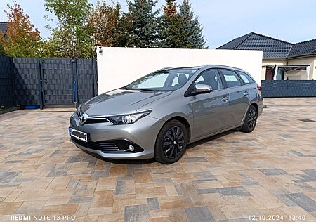 Toyota Auris Touring Sports Touring Sports 1,6-l-D-...