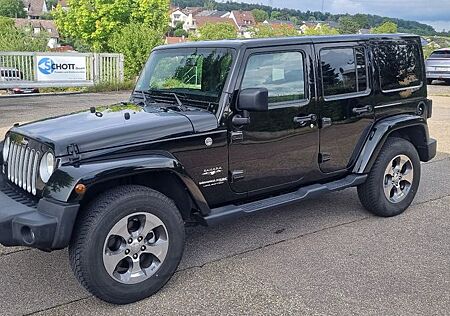 Jeep Wrangler / Unlimited Sahara Neuzustand