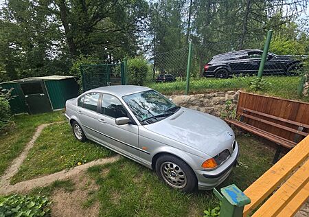 BMW 320i - 2 Vorbesitzer