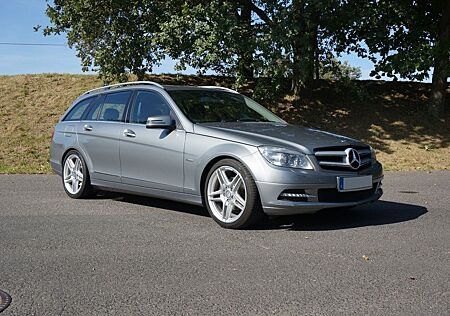 Mercedes-Benz C 200 KOMPRESSOR T AVANTGARDE