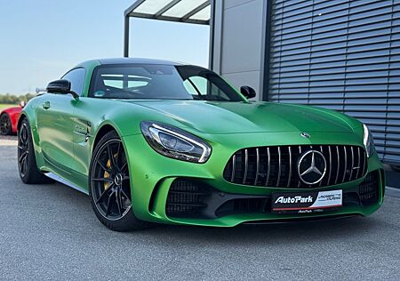 Mercedes-Benz AMG GT R