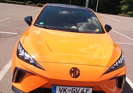 MG MG4 EV 64 kWh Luxury