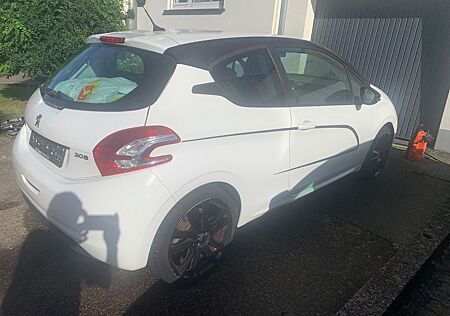 Peugeot 208 1.2 Active 82 VTi Active