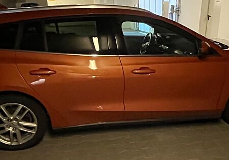 Ford Focus 2,0 EcoBlue 110kW Titanium Turnier A. ...