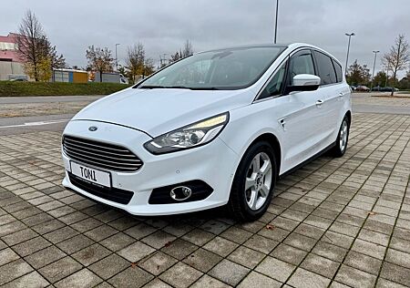 Ford S-Max Titanium AWD