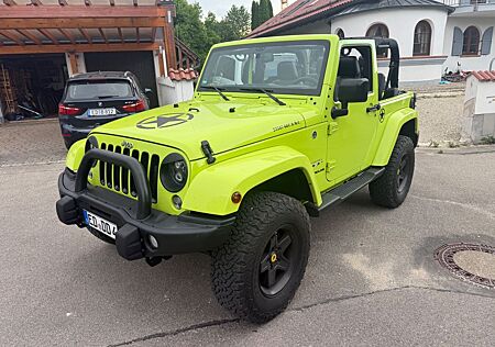 Jeep Wrangler CRD Sahara I HYPER GREEN I LEDER I NAVI