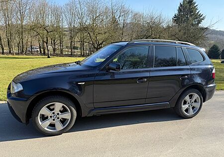 BMW X3 3.0sd M Paket Panorama Automatik
