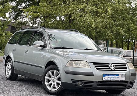 VW Passat Variant Volkswagen Trendline 2.0 TDI*TÜV*Klima*Navi