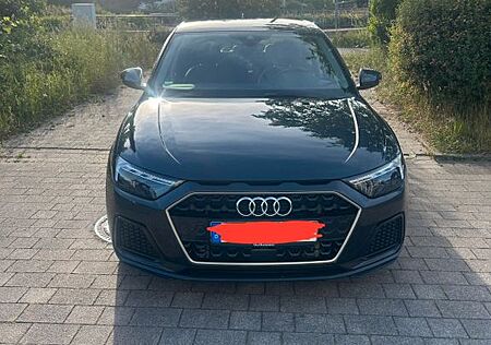 Audi A1 30 TFSI Sportback