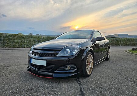 Opel Astra H GTC 1.6 Turbo INNOVATION "110 Jahre" I..