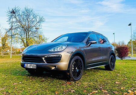 Porsche Cayenne S Pano/Leder/AHK/Scheckheft/1A-Zustand