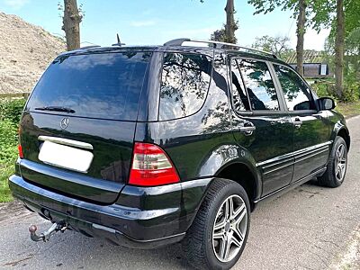 Mercedes-Benz ML 270 CDI * AHK* 2.Vorbesitzer ! Rostfrei !
