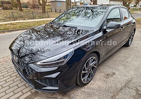 Hyundai i30 Fastback N Line Mild-Hybrid Scheckheft gepfl
