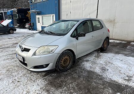 Toyota Auris 1.4 Diesel, manual, ac