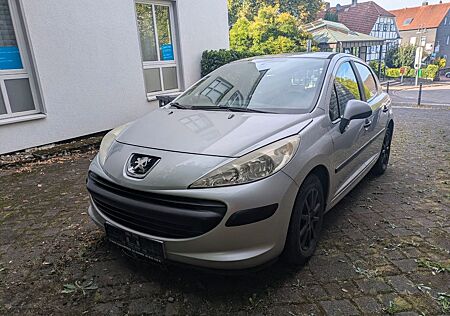 Peugeot 207 1.4