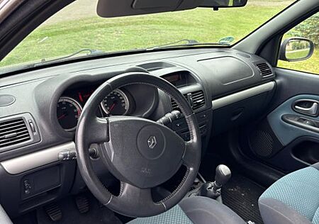 Renault Clio Extreme 1.2 16V Eco2 55kW Extreme
