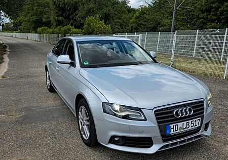 Audi A4 1.8 TFSI Attraction Attraction