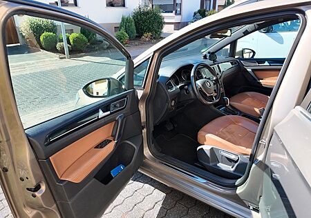 VW Golf Sportsvan Volkswagen 1.6 TDI DSG ALLSTAR BMT ALLSTAR