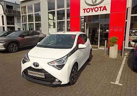 Toyota Aygo (X) Aygo -play 1,0 Team D