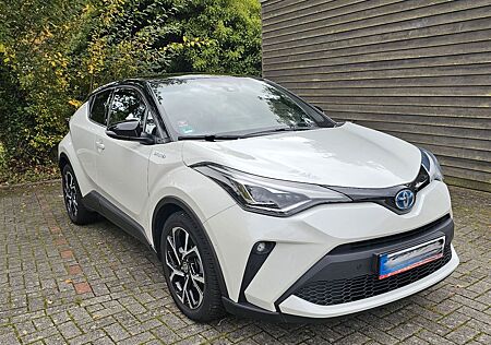 Toyota C-HR 2.0-l-VVTi Hybrid Team Deutschland Team...