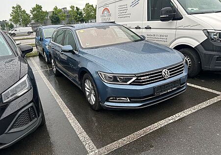 VW Passat Variant Volkswagen Comfortline 4Motion/ACC+++