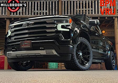 Chevrolet Silverado USA High Country 6.2 V8 420 PK uit Lag