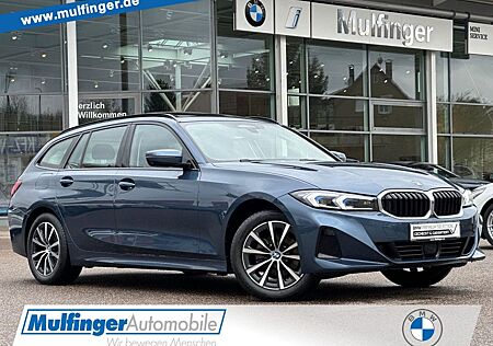 BMW 320d T. HUD ACC SurView.PanoD.Har/Kard.Lenkradh
