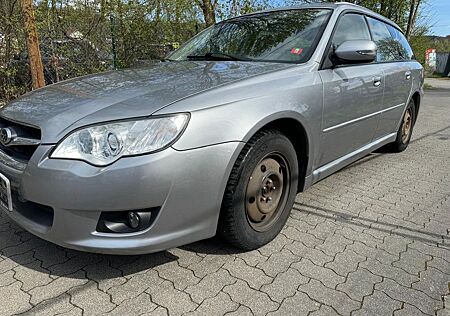 Subaru Legacy Kombi 2.5i