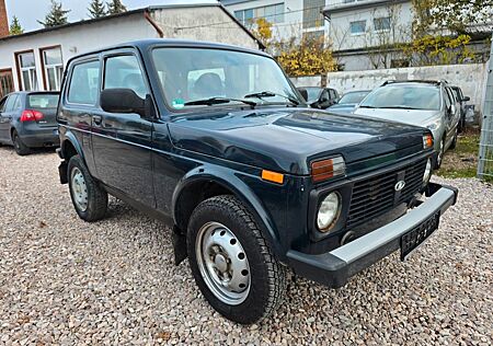 Lada Taiga 4x4*AHK*1 Hand*Tüv Neu*