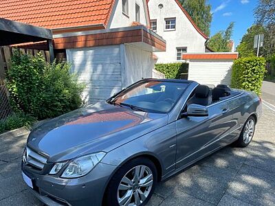Mercedes-Benz E 200 Cabriolet E 200 CGI BlueEFF. AVANTGARD...