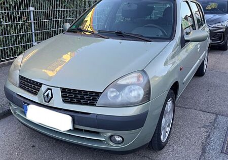 Renault Clio Dynamique 1.2 16V Dynamique