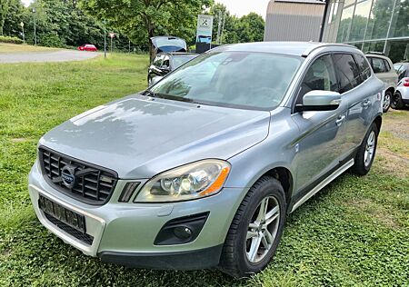 Volvo XC 60 XC60 2.4d AWD"R-DESIGN"NAVI/LEDER/XENON/CAMERA