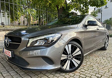 Mercedes-Benz CLA 220 4Matic Pano,Keyless,Deutsch,Standhzg.