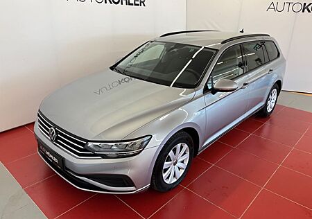 VW Passat Variant Volkswagen - DSG - AHK - KAMERA - LED - ACC