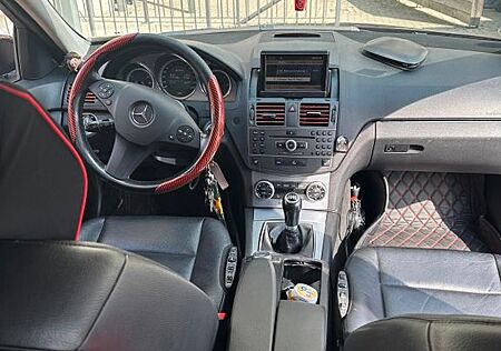 Mercedes-Benz C 220 CDI T -