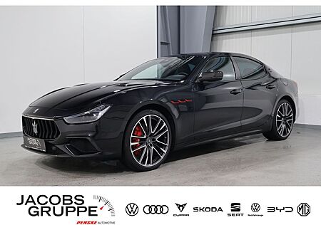 Maserati Ghibli Trofeo Matrix*PDC*R-Kamera *