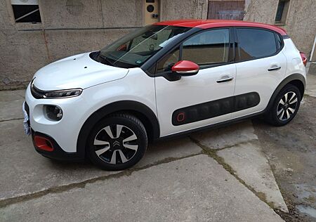 Citroën C3 PureTech 110 SHINE ATM- Motor
