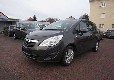 Opel Meriva Active aus 1. Hand
