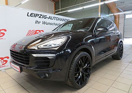 Porsche Cayenne V6 Diesel*Panorama*23Zoll*Bi-Xenon*BOSE