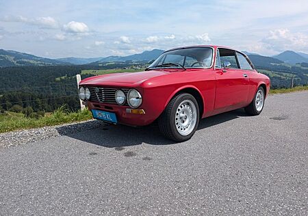 Alfa Romeo GT 1600 Junior