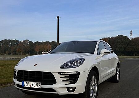 Porsche Macan S