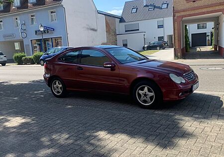 Mercedes-Benz C 180 C180 Sportcoupé - Tüv bis 04/2026
