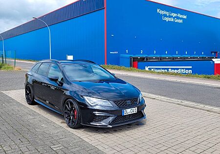 Seat Leon 2.0 TSI ST CUPRA 300 Ed. Carbon DSG 4Dr...