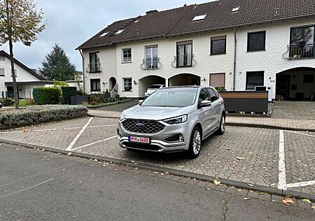 Ford Edge Vignale 4x4 * 1 Hand * Panoramadach *