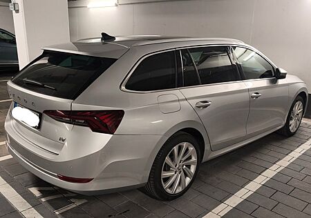 Skoda Octavia 1.4 TSI iV DSG COMBI STYLE, Pano, 4xSHZ