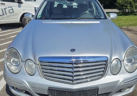 Mercedes-Benz E 280 4MATIC ELEGANCE Elegance