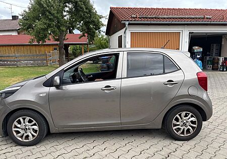 Kia Picanto 1.0 Dream-Team Edition AMT Dream-Tea...