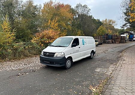 Toyota Hiace D4D Lang